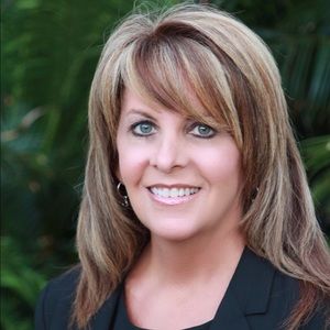 Meet your Posher, Karen